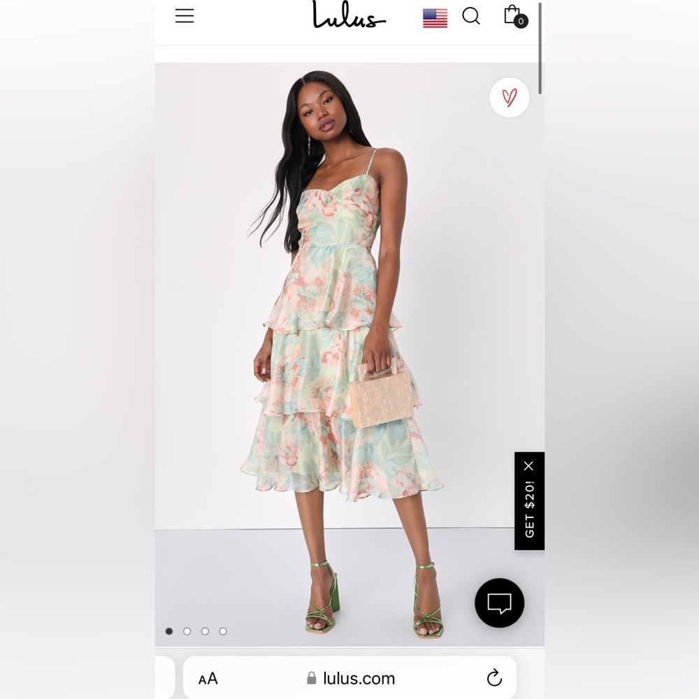 Lulu’s Darling Aesthetic Green Floral Print
Tiered Midi Dress